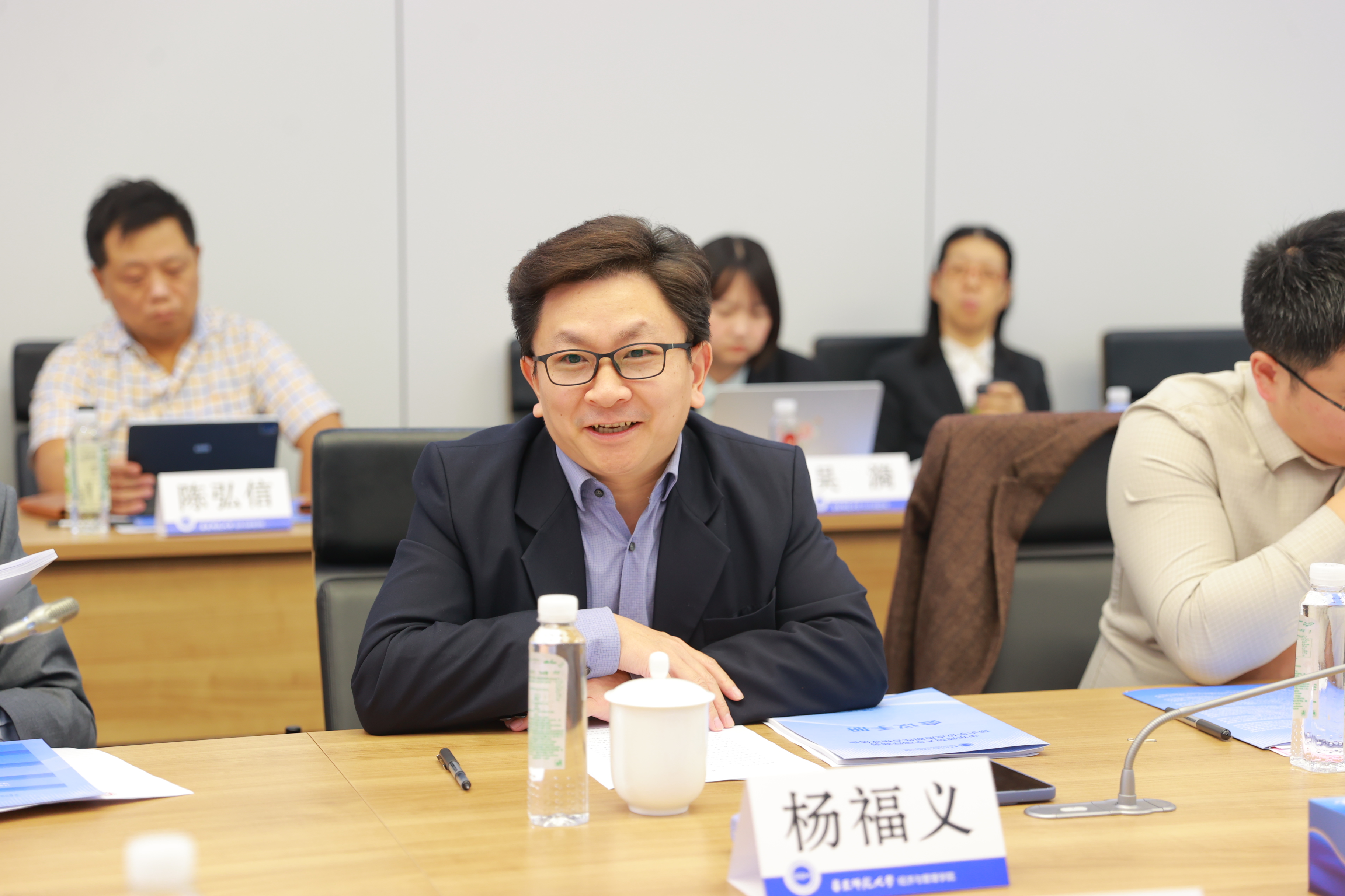 AI7I8413.JPG AI7I8413.JPG