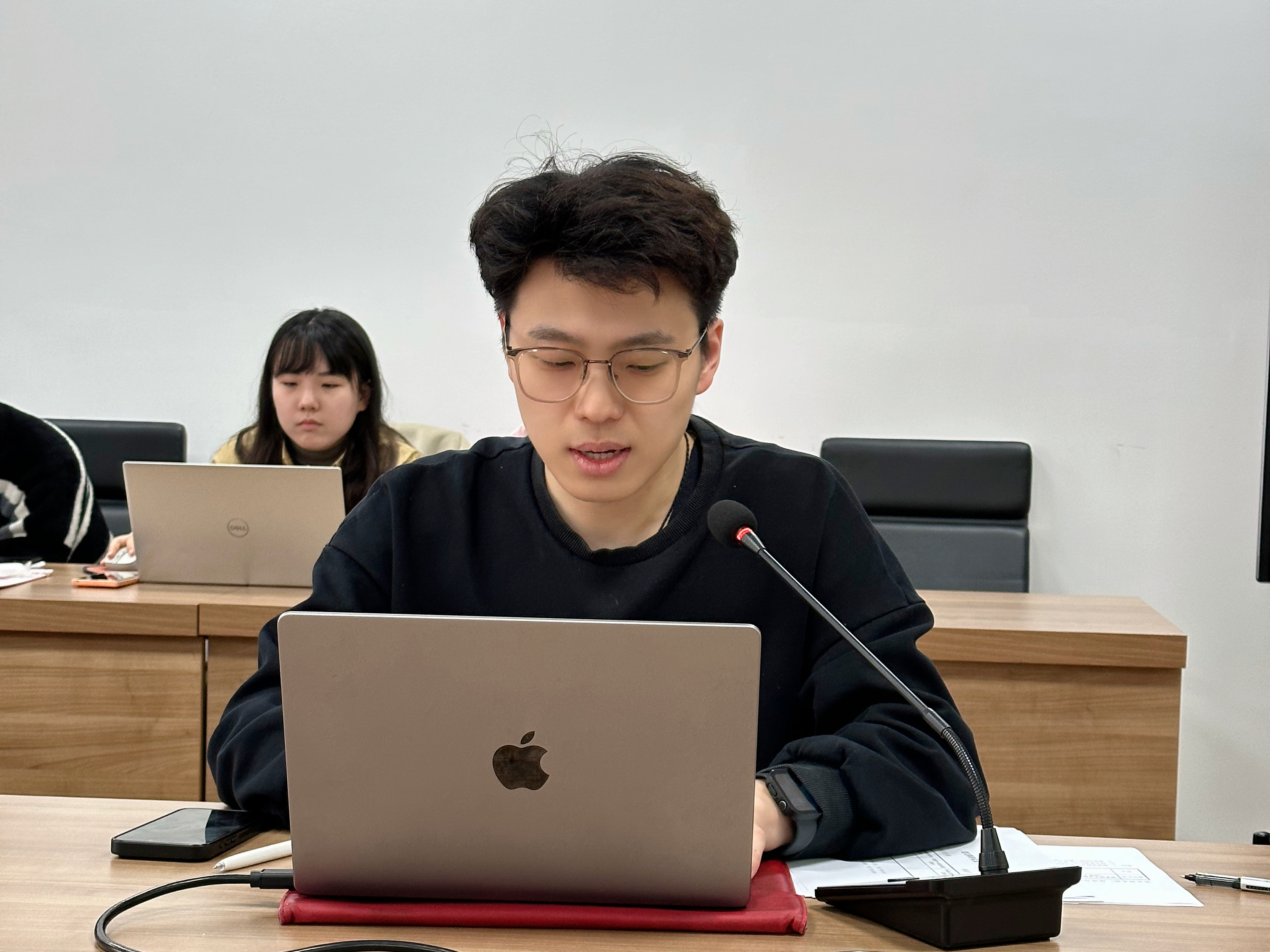 支部组织委员兼纪检委员栾峻苇作《党史学习教育工作条例》领学分享.jpg 支部组织委员兼纪检委员栾峻苇作《党史学习教育工作条例》领学分享.jpg