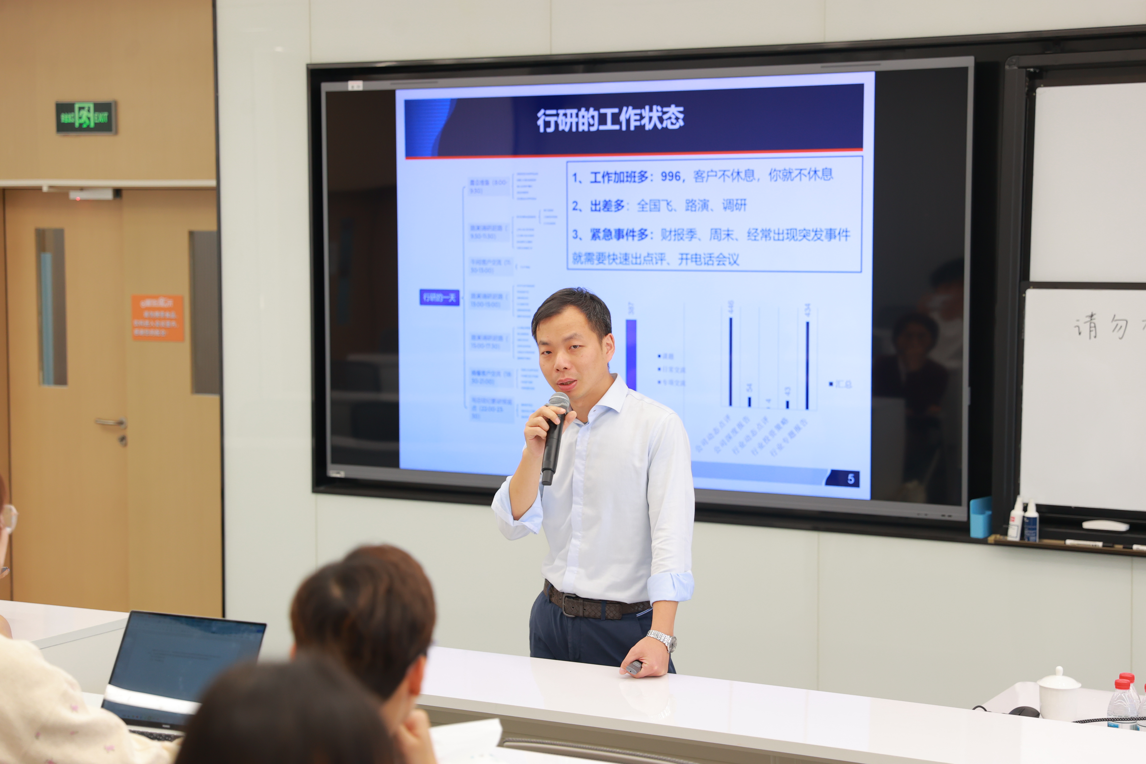 AI7I8612.JPG AI7I8612.JPG