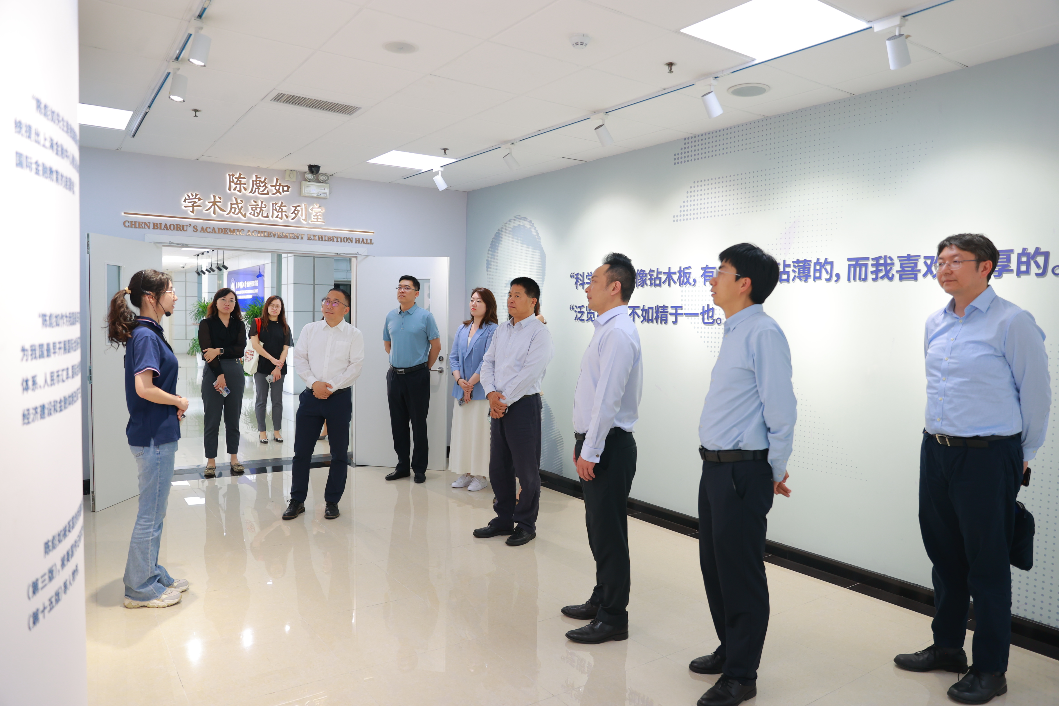 AI7I8320.JPG AI7I8320.JPG