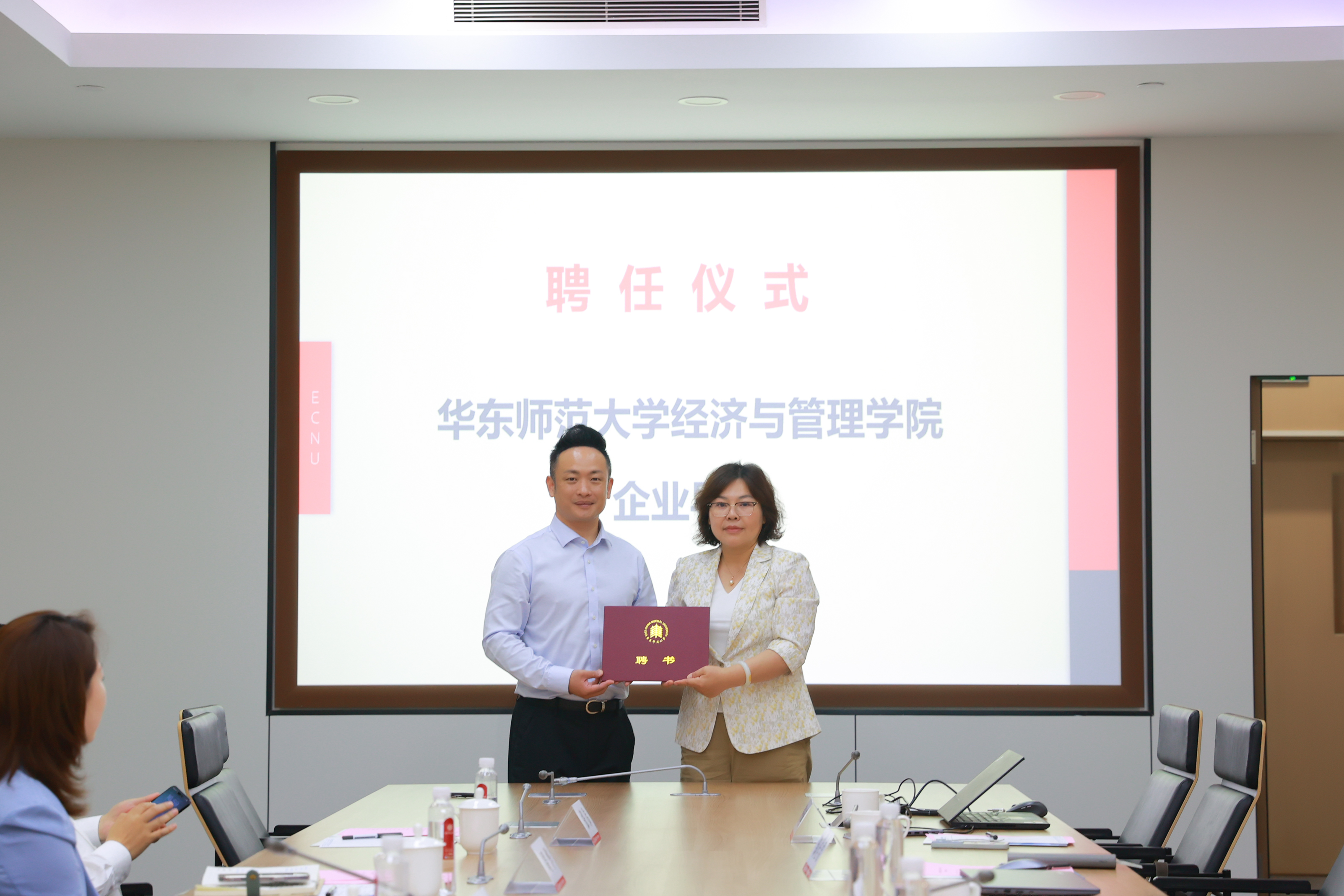 AI7I8837.JPG AI7I8837.JPG