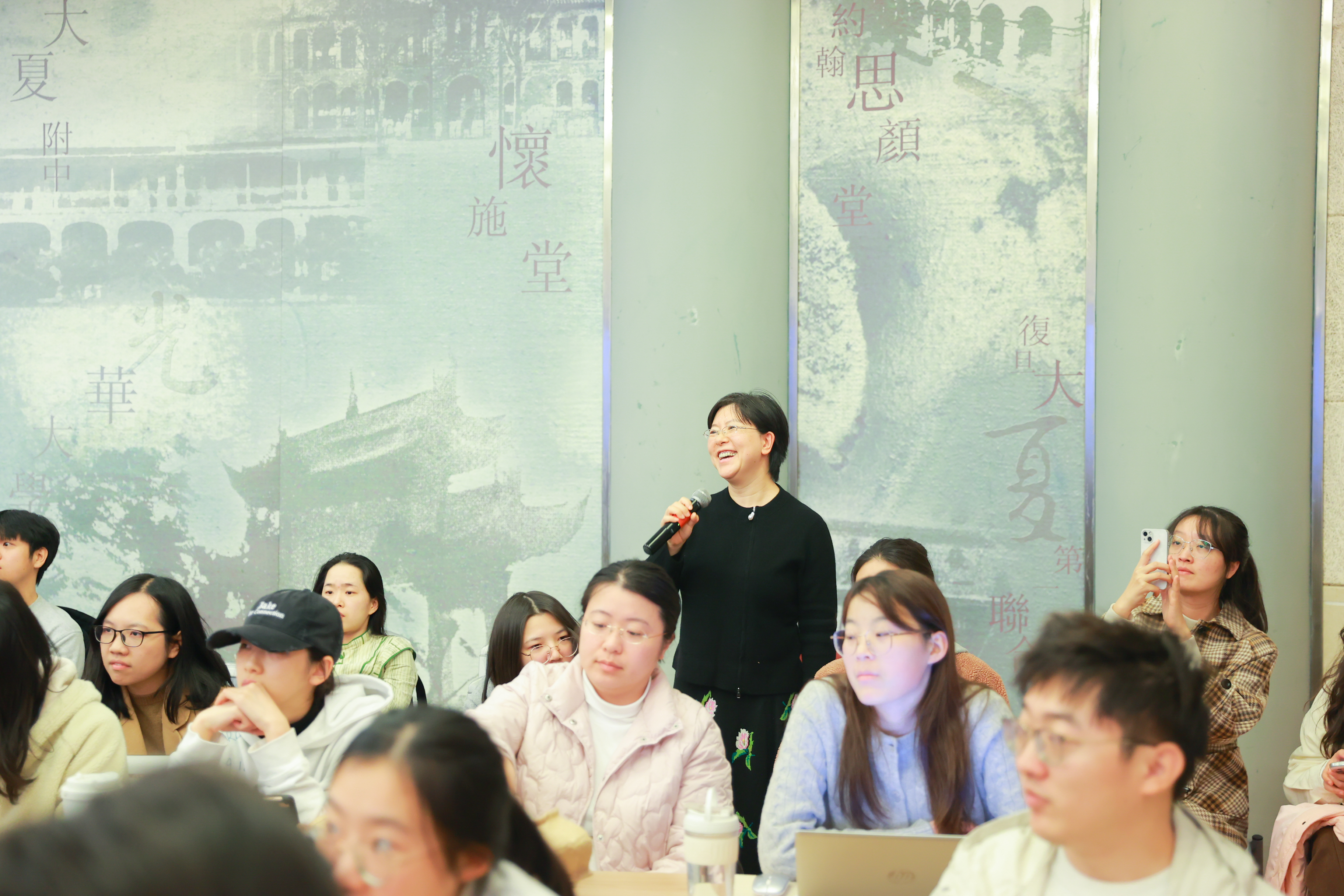 AI7I4798.jpg AI7I4798.jpg