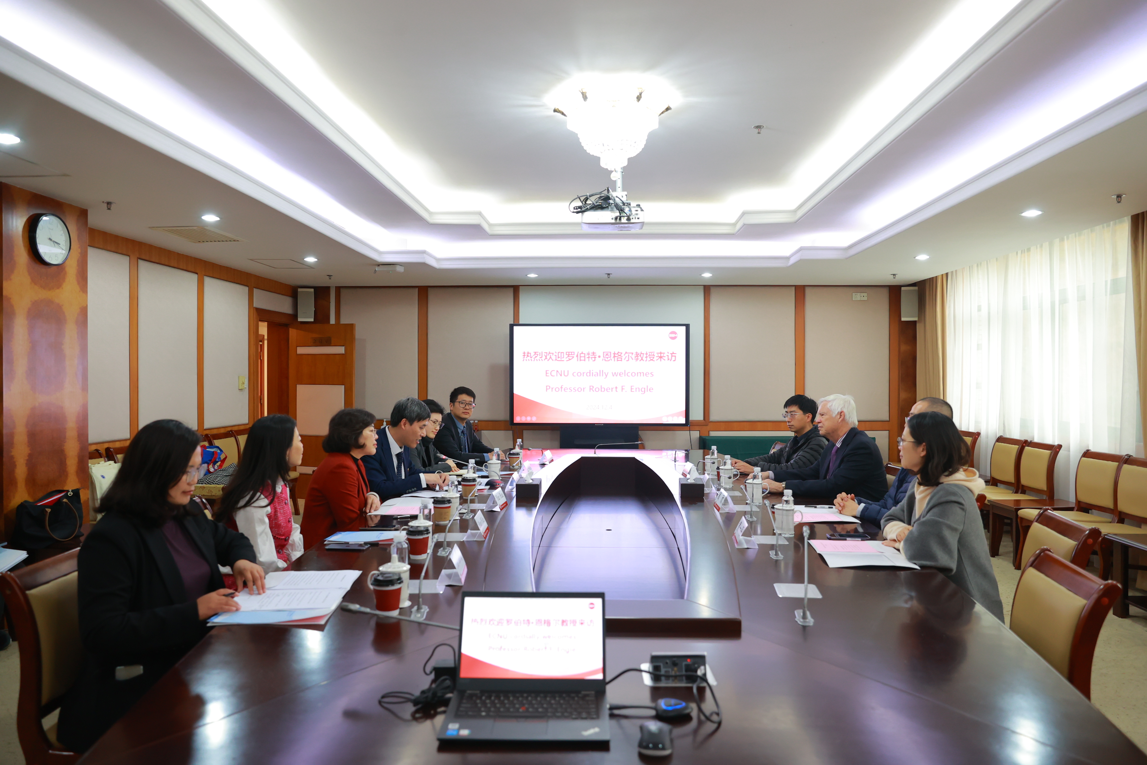 AI7I4245.JPG AI7I4245.JPG