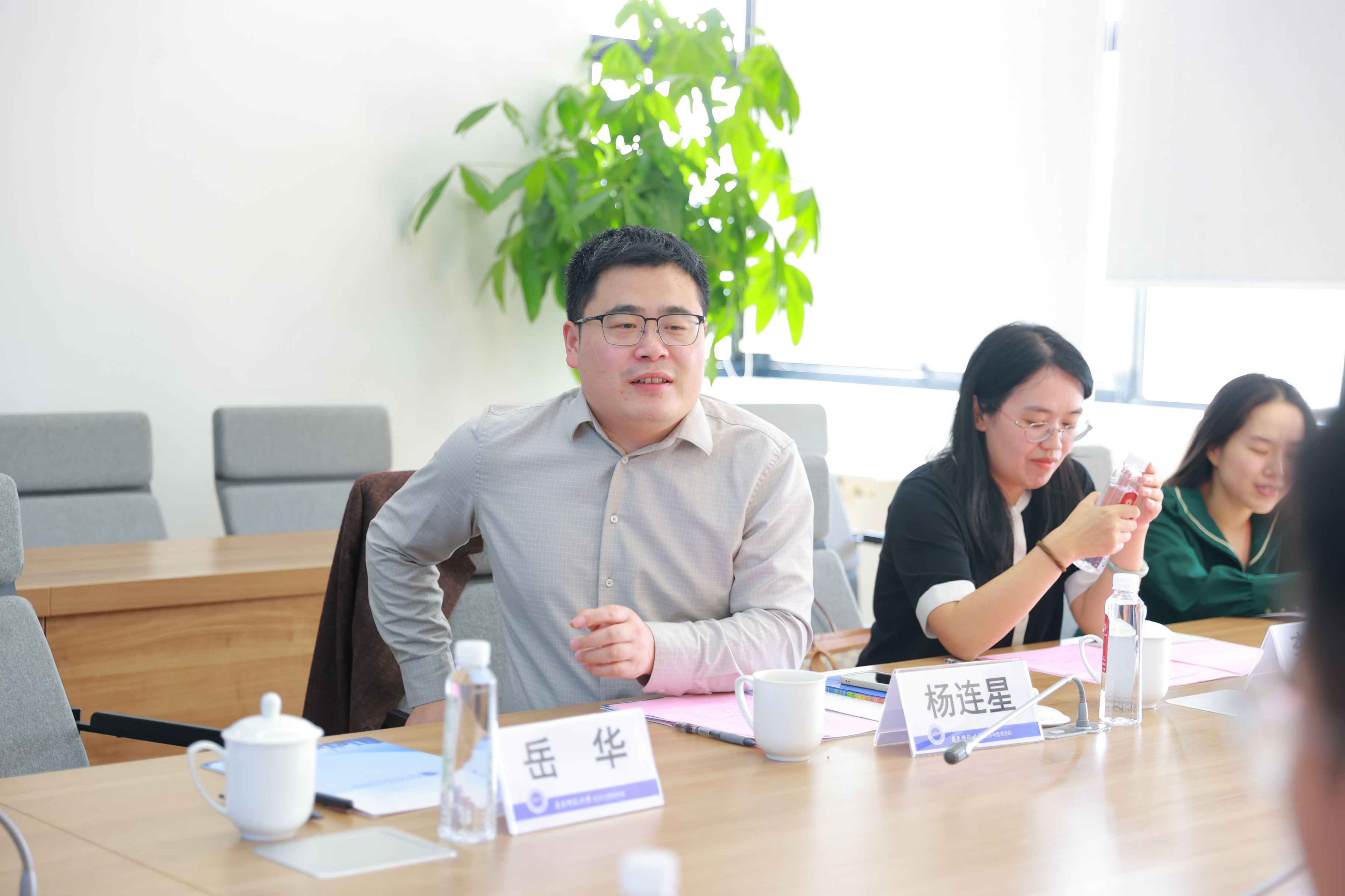 AI7I8252.JPG AI7I8252.JPG